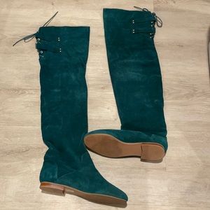 Size 8 teal suede boots
